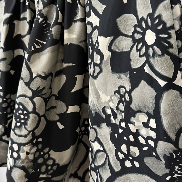 Moschino Cheap&Chic A-Line Skirt Black Gray Floral Rosetta Print Knee Length - Picture 10 of 10